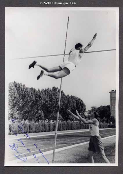 20 saut à la perche de Penzini Dominique en 1937 à Nice au stade du XV° Corps 