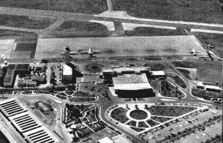 18 Penzini pilote_coastal command en AFN_  base aéroport  Oran La Sénia_Algérie_1943