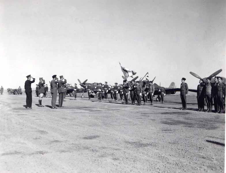 29 Penzini pilote_coastal command en AFN_général de Gaulle_13/04/1944_Oran La Sénia_Bell P39