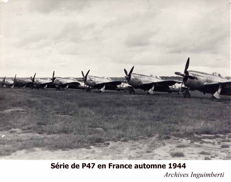 11 Rangée de P47 Thunderbolt en 1944 en France