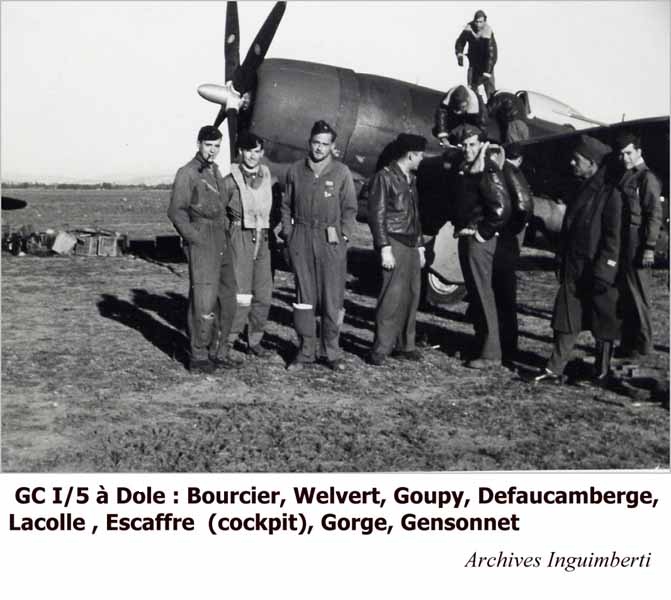 23 pilotes français du GC 1/5 "Champagne"à Dole : Bourcier, Welvert, Goupy, Defaucamberge,Lacolle, Escaffre, Gorge, Gensonnet