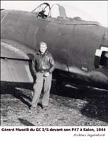 28 Gérard Muselli du GC 1/5 devant son P47 Thunderbolt à Salon en 1944