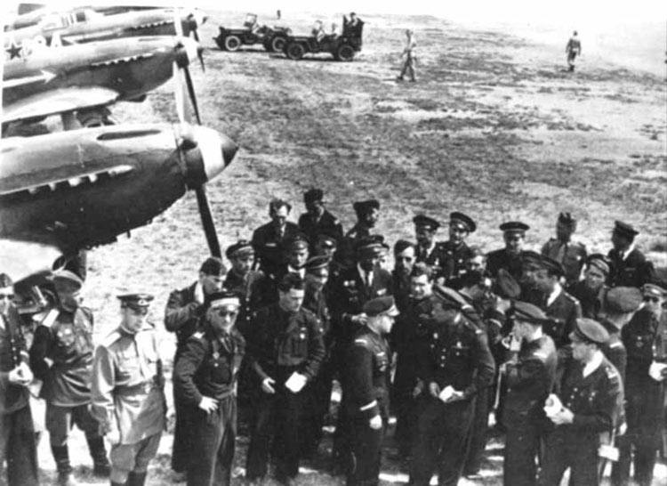 10 pilotes du N.N. à Stuttgart 1945