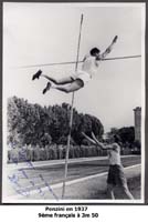 19 Penzini Dominique au saut à la perche en 1937